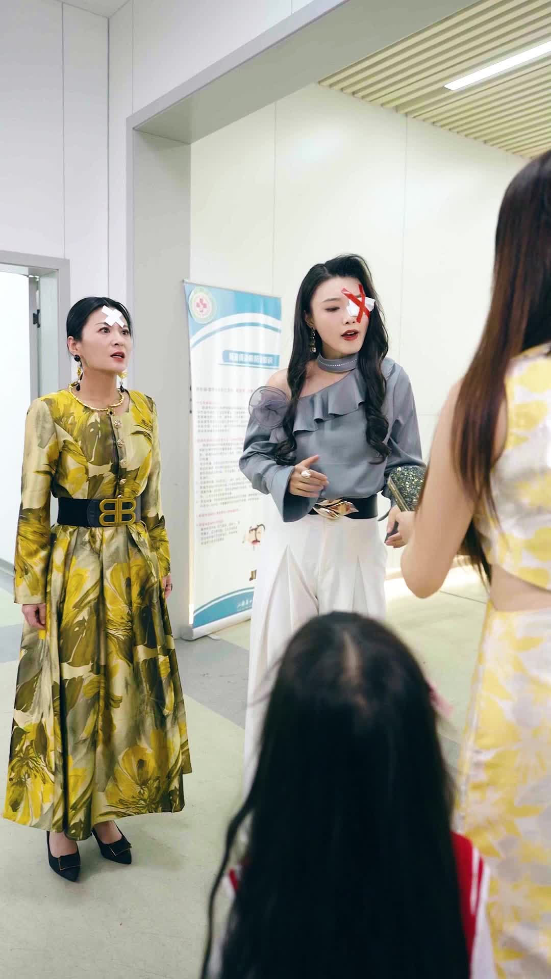 الحلقة 16 - على بابك ستة أطفال ينادونك أبًا